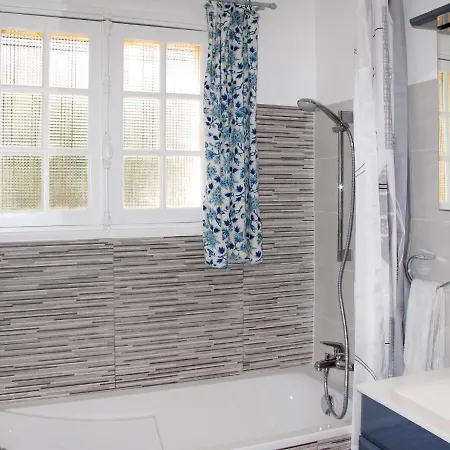 Сasa de vacaciones Plein Sud - Lis205 By Interhome